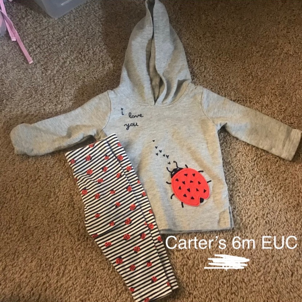 Carter’s 2 piece